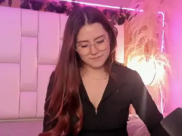 Stripchat Live Sex Cam of Daphne_And_Roger