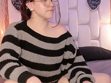 Stripchat Live Sex Cam of Daphne_And_Roger