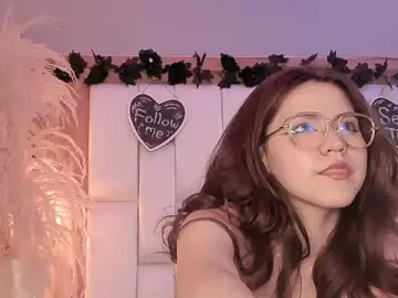 Stripchat Adult Webcam of Daphne_And_Roger