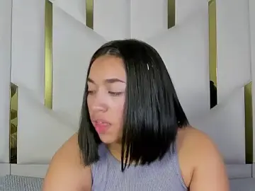 Stripchat Sex Cam of IsabellRodriguez18