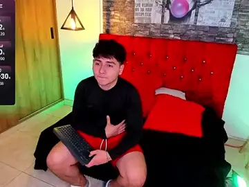 Stripchat Adult Webcams of Nicolas_James_Sc