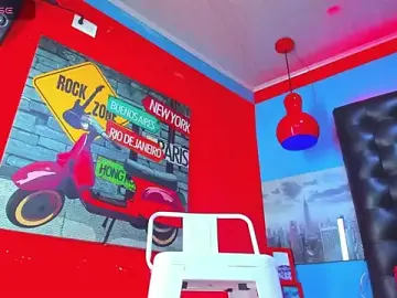 Stripchat Live Sex Cam of damian_bull