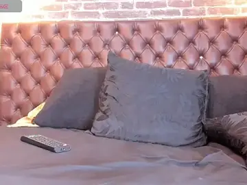 Stripchat Free Porn Cam of damian_bull