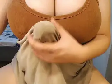 Stripchat Adult Webcam of sluty_bunny