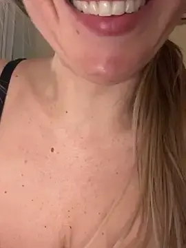 Stripchat Watch Live Sex Cams of sailor_titti