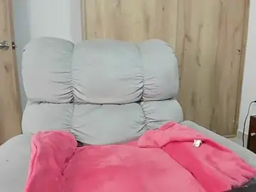 Stripchat Nude Webcam of xspecialoomx