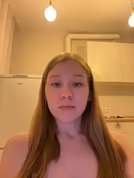 Stripchat Sex Cam of Eva_Weyne