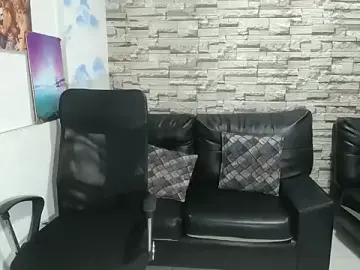 Stripchat Watch Live Sex Cams of Heidy_Sumers