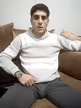 Stripchat Watch Live Sex Cams of arenn1997