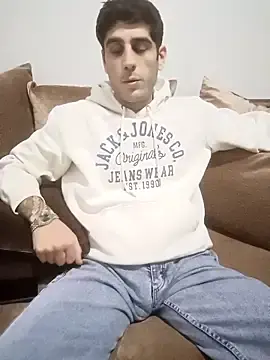 Stripchat Free Live Porn of arenn1997