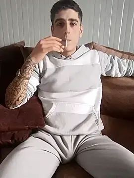 Stripchat Free Porn Cam of arenn1997