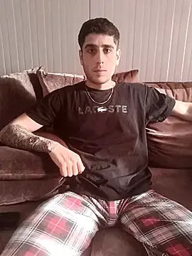 Stripchat Best live sex cam show of arenn1997