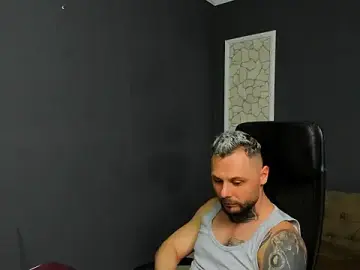 Stripchat Live Sex of BrianHunts