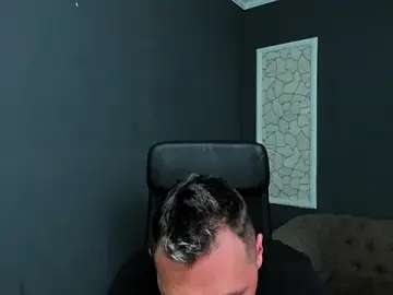 Stripchat Live Porn of BrianHunts