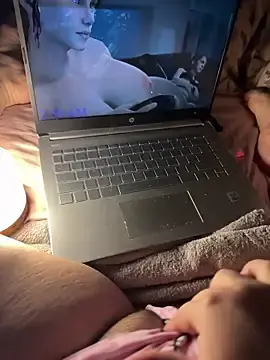 Stripchat Adult Webcam of yourcutesarah