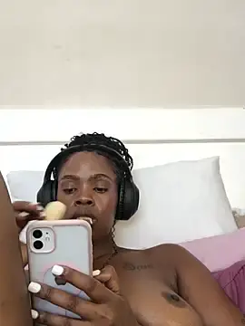 Stripchat Adult Webcam of LuciousLips96