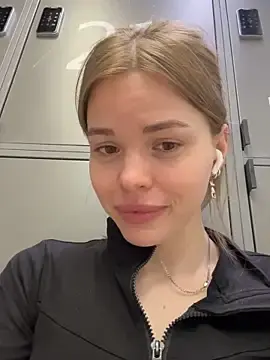 Stripchat Sex Cam of SMELLSEX