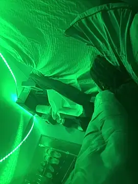 Stripchat Best live sex cam show of ChicagoMadeThirdLeg