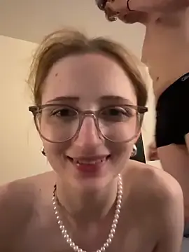 Stripchat Free Live Porn of LauraundSteve_