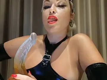 Stripchat Free Live Porn of MissKateX