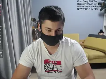 Stripchat Sex Cam of Tomguys