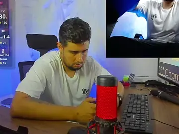 Stripchat Live Sex of ryan_evannss