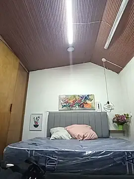 Stripchat Live Sex Cam of karlamorris_