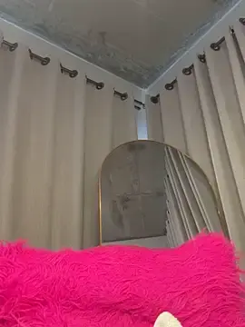 Stripchat Watch Live Sex Cams of slimcateee