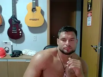 Stripchat Live Sex Cam of KRYSTALIZEDY