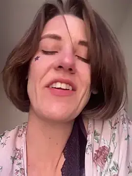 Stripchat Live Porn of Kamorana