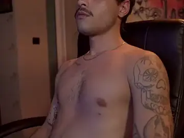 Stripchat Live Porn of favdealer