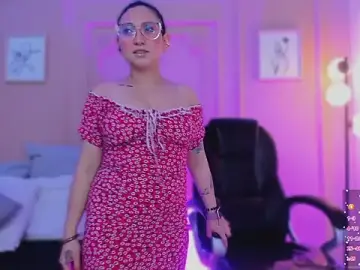 Stripchat Sex Chat of lucy_neil