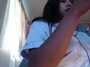 Stripchat Sex Cam of DAELAA