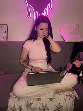 Stripchat Best Webcam of RoxiBlack