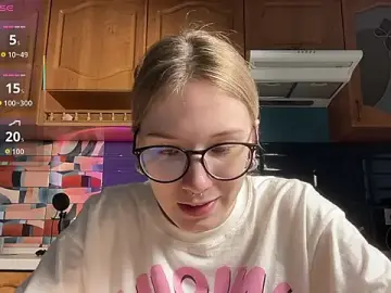 Stripchat Adult Webcam of eileencrowday