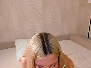 Stripchat Watch Live Sex Cams of CherrylHolme