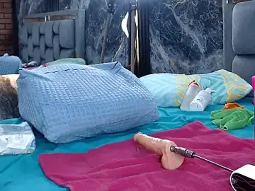 Stripchat Watch Live Sex Cams of Couple_Gold69