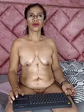 Stripchat Best live sex cam show of Merybeks