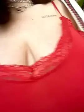 Stripchat Best Webcam of MommmyYummy