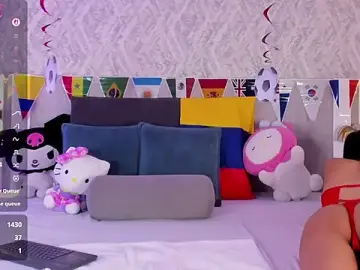 Stripchat Sex Cam of krystal_foxx