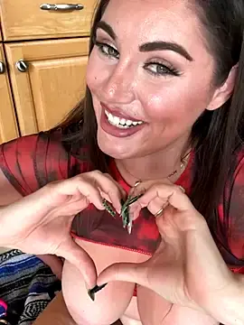 Stripchat Free Porn Cam of lovely_beast