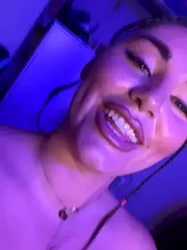 Stripchat Live Sex Cam of lovely_beast