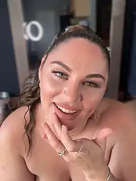 Stripchat Live Sex Cam of lovely_beast