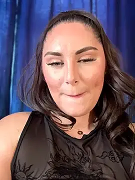 Stripchat Sex Cam of lovely_beast