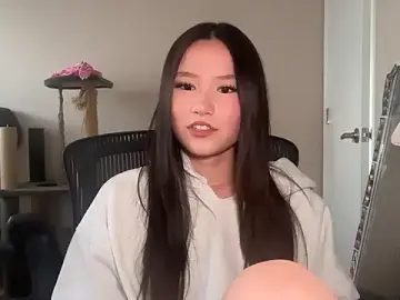 Stripchat Adult Webcams of luvvivii