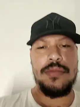 Stripchat Sex Cam of BadboyDirty1