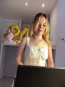 Stripchat Adult Webcams of NicoleCut