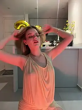 Stripchat Sex Cam of NicoleCut