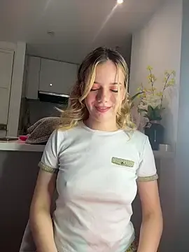 Stripchat Sex Chat of NicoleCut