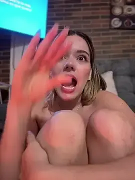 Stripchat Adult Webcams of NicoleCut